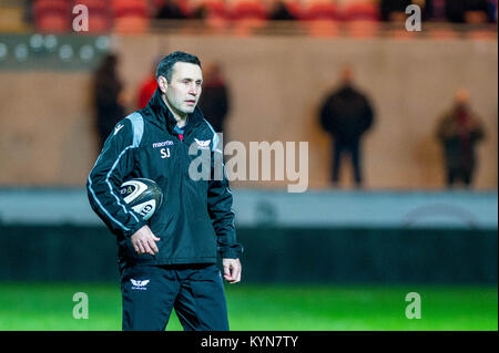 FAO SPORT BILD SCHREIBTISCH LLANELLI, WALES - November 03: Steven Jones sieht bei der Guinness PRO 14 Match zwischen Scarlets und Benetton Treviso im Parc y Scarlets, Llanelli, Wales, Großbritannien Stockfoto