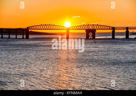 Barmouth Bridge bei Sonnenuntergang Stockfoto