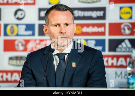 Montag, 15. Januar 2018 im Bild: Wales Manager Ryan Giggs Re: ehemalige Manchester United Footballer Ryan Giggs ist als Manager des Welsh National Football Team in einer Pressekonferenz im Vale Resort, Cardiff, Wales, UK vorgestellt. Stockfoto