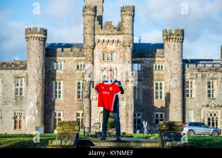 Montag, 15. Januar 2018 im Bild: Wales Manager Ryan Giggs Re: ehemalige Manchester United Footballer Ryan Giggs ist als Manager des Welsh National Football Team in einer Pressekonferenz im Vale Resort, Cardiff, Wales, UK vorgestellt. Stockfoto