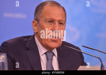 Moskau, Russland. 15 Jan, 2018. Nachrichten Konferenz der Minister für Auswärtige Angelegenheiten der Russischen Föderation Sergej Lawrow nach den Ergebnissen der russischen Diplomatie im Jahr 2017. Moskau, Ministerium für Auswärtige Angelegenheiten. 15. Januar 2018. Credit: Pavel Kashaev/Alamy leben Nachrichten Stockfoto