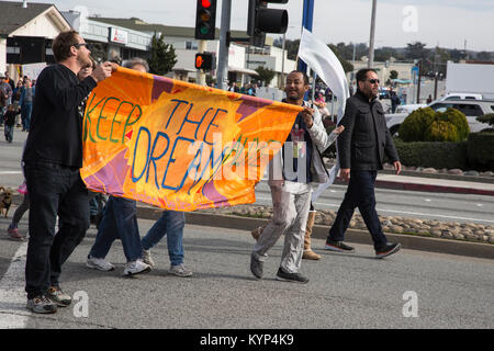 Seaside, Kalifornien, USA. 15 Jan, 2018. Martin Luther King, Jr. Parade, Seaside, Kalifornien, USA Bild: Tami Sojka/Alamy leben Nachrichten Stockfoto