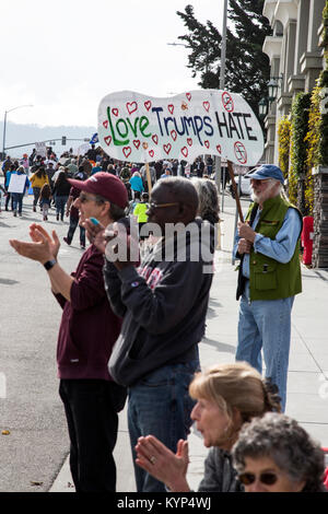 Seaside, Kalifornien, USA. 15 Jan, 2018. Martin Luther King, Jr. Parade, Seaside, Kalifornien, USA Bild: Tami Sojka/Alamy leben Nachrichten Stockfoto