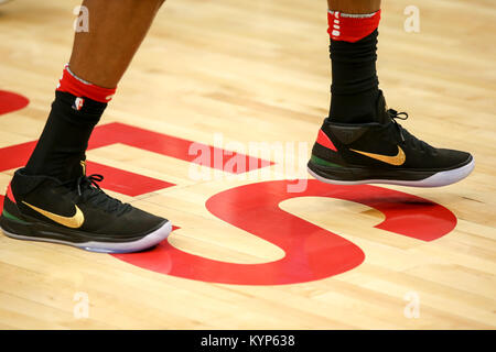 Los Angeles, CA, USA. 15 Jan, 2018. Houston Rockets, Trevor Ariza (1) Schuhe für die Houston Rockets vs Los Angeles Clippers at Staples Center und am 15. Januar 2018. (Foto durch Jevone Moore/Cal Sport Media) Credit: Csm/Alamy leben Nachrichten Stockfoto
