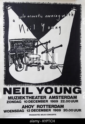 Ein Solo Akustik Abend mit Neil Young, Amsterdam, Rotterdam. Musical Konzert Poster Stockfoto