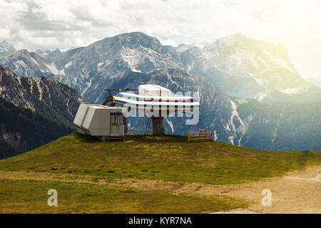 Air tram station in den italienischen Alpen Kronplatz oder Kronplatz Stockfoto