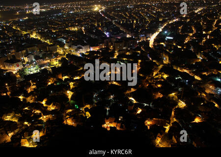 Ansicht bei Nacht von Schloss in Afyonkarahisar, Türkei Stockfoto