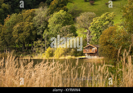 Das Bootshaus in der Nähe der Pooley Bridge auf Ullswater, dem Lake District National Park, Cumbria, England, Großbritannien. Stockfoto