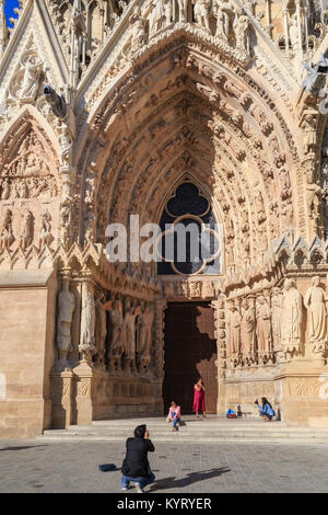 Frankreich, Marne (51), Reims Cathédrale Notre-Dame de Reims, classée patrimoine Mondial de l'Unesco, Portail // Frankreich, Marne, Reims, Notre Dame cathedr Stockfoto