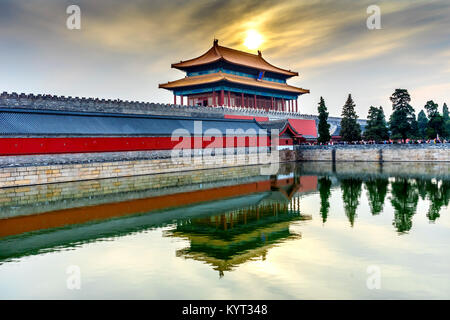 Hinteres Gatter himmlische Reinheit Gugong Verbotene Stadt Graben Canal Plaace Wand Beijing China. Der Kaiserpalast in den 1600er Jahren in der Ming Dynastie errichtet Stockfoto