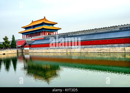 Hinteres Gatter himmlische Reinheit Gugong Verbotene Stadt Graben Canal Plaace Wand Beijing China. Der Kaiserpalast in den 1600er Jahren in der Ming Dynastie errichtet Stockfoto