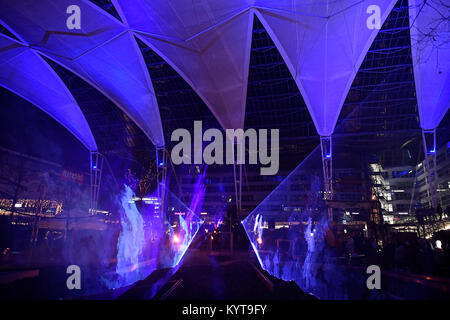 Lasershow, Silvester, Foreshow, Event, Munich Airport Center, MAC, Forum, Flughafen München, Oberbayern, Deutschland Stockfoto