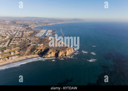 Luftaufnahme Dana Point in Orange County an der südlichen Küste von Kalifornien. Stockfoto