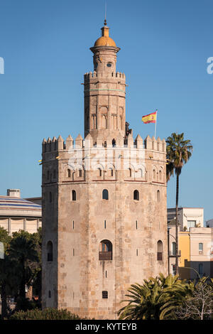 Torre del Oro, Sevilla, Andalusien, Spanien. Stockfoto