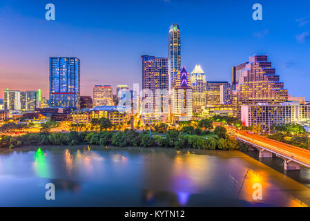 Austin, Texas, USA Skyline der Innenstadt über den Colorado River. Stockfoto