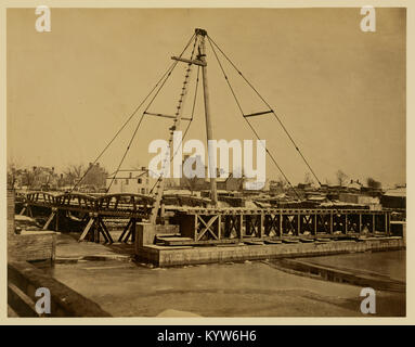 Neue Brücke über den Potomac River in Washington, Alexandria und Georgetown Railroad. Gesamtlänge 5.104 Füße Stockfoto