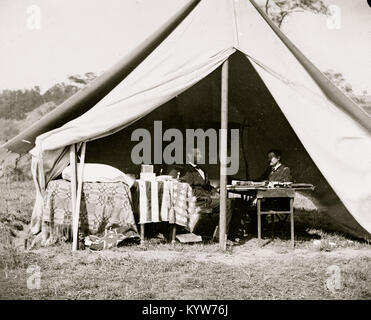 Antietam, MD. Präsident Lincoln und General George B. McClellan in der General-Zelt; eine andere Ansicht Stockfoto