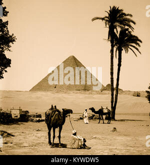 Pyramiden von Gizeh. Der Cheops-Pyramide [d. h. Cheops] und sphinx Stockfoto