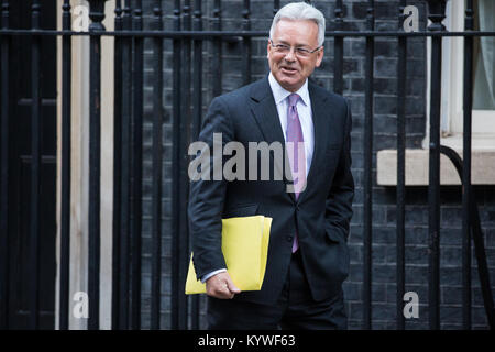 London, Großbritannien. 16 Jan, 2018. Sir Alan Duncan MP, Staatsminister für Europa und Amerika, Blätter 10 Downing Street nach einer Kabinettssitzung. Credit: Mark Kerrison/Alamy leben Nachrichten Stockfoto