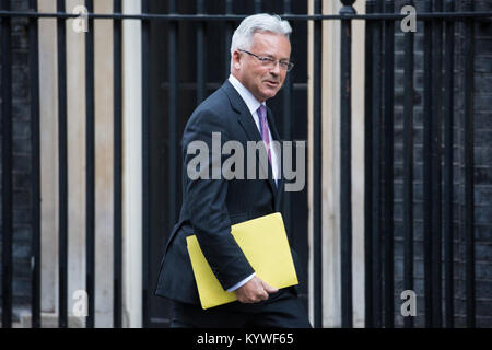 London, Großbritannien. 16 Jan, 2018. Sir Alan Duncan MP, Staatsminister für Europa und Amerika, Blätter 10 Downing Street nach einer Kabinettssitzung. Credit: Mark Kerrison/Alamy leben Nachrichten Stockfoto
