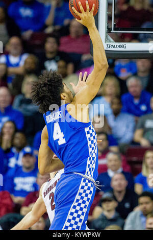 Columbia, SC, USA. 16 Jan, 2018. Kentucky Wildkatzen vorwärts Nick Richards (4) oben in der sek Basketball matchup geht im Colonial Life Arena in Columbia, SC. (Scott Kinser/Cal Sport Media) Credit: Csm/Alamy leben Nachrichten Stockfoto