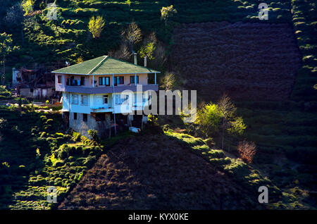 Dorfhaus im Schwarzen Meer Stockfoto