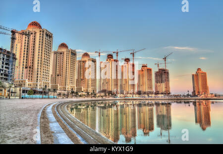 Wohngebäude auf die Perle, eine künstliche Insel in Doha, Katar Stockfoto
