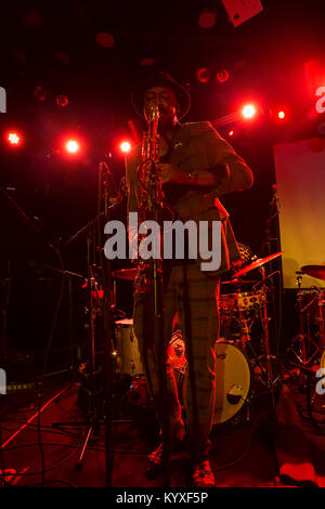 New York, NY - 12. Januar 2018: die Söhne von Kemet Band während 2018 New York Winter Jazz Festival durchführen Stockfoto