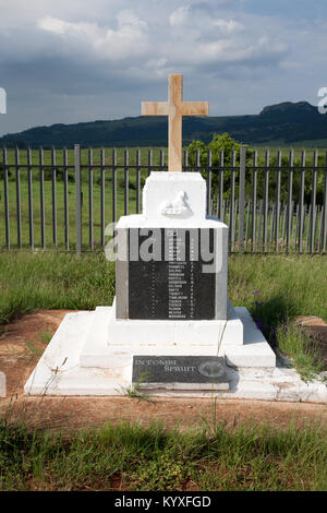 Intombi Spruit Denkmal. Die Schlacht von Intombe wurde am 12. März 1879 kämpften, zwischen Zulu Kräfte und britische Soldaten verteidigen ein Konvoi. Stockfoto