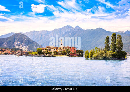 Isola dei Pescatori, Fisherman Island in Lago Maggiore, die Borromäischen Inseln, Stresa, Piemont Italien, Europa. Lange Belichtung. Stockfoto