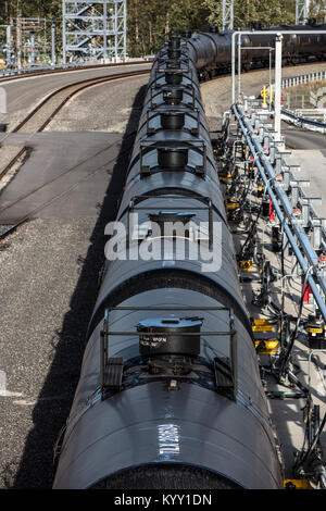 Hohe Betrachtungswinkel der Güterzug auf Bahnstrecken Stockfoto