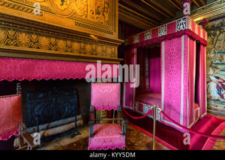 CHENONCEAU, Frankreich - ca. Juni 2014: Cesar des Vendome's Schlafzimmer im Schloss Chenonceau Stockfoto