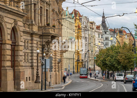 Beeindruckende Architektur in der Nähe der Flussufer Boulevard oder Masarykovo nábř Prag, Tschechische Republik Stockfoto