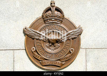 PERTH, Australien - Januar 10, 2018: Bronze Kamm der Royal Australian Air Force Stockfoto