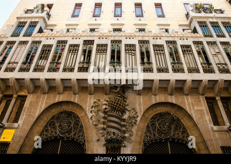 BARCELONA, SPANIEN - 24. Mai 2016: Der Palau Güell ist eine einzigartige Villa, entworfen von dem katalanischen Architekten Antoni Gaudi Stockfoto