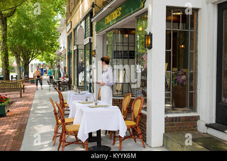 Versilbert Restaurant in Southampton, Dorf, die Hamptons, Long Island, New York, USA Stockfoto