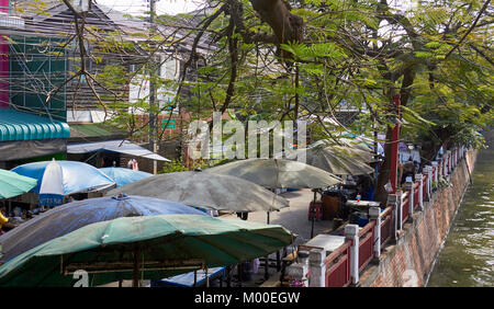 Bangkok, alte Stadt, am Kanal gelegenes Nahrungsmittelverkäufer Stockfoto