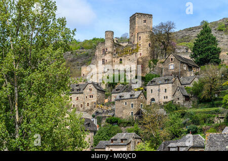 Die im französischen Departement Aveyron in der Region Midi Pyrenees ist die Villa von Belcastel als einer der schönsten französischen Villen klassifiziert und Stockfoto