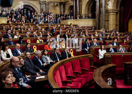 Barcelona, Spanien. 17 Jan, 2018. Die konstituierende Sitzung der 12. Legislaturperiode im Katalanischen Parlament Credit: Matthias Oesterle/Alamy leben Nachrichten Stockfoto