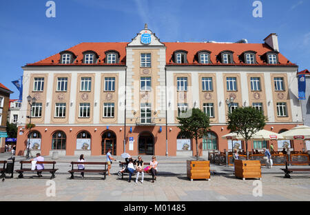 BIALYSTOK, Polen - 12. AUGUST: das Leben in der Stadt auf dem Marktplatz am 12. August 2011 in Bialystok, Polen. Bialystok ist die größte Stadt und kulturellen Capi Stockfoto