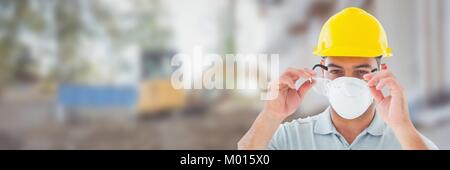 Bauarbeiter auf der Baustelle tragen Maske Stockfoto