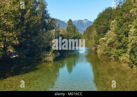 Sava Bohinjka in den slowenischen Alpen Stockfoto