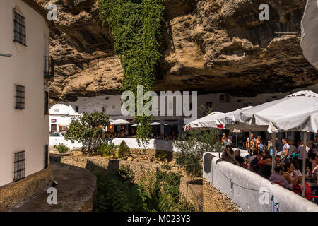 RONDA, Andalusien/Spanien - 08. OKTOBER 2017: KLEINES DORF IN RONDA BERGE Stockfoto