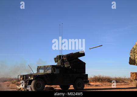 Us-Armee Soldaten im 2-263 rd Air Defense Artillery und 678Th Air Defense Artillery Brigade, South Carolina Army National Guard, Durchführung Validation Training in Fort Bliss in El Paso, Texas, 27. Dez. 2017 Jan. 14, 2018. Stockfoto