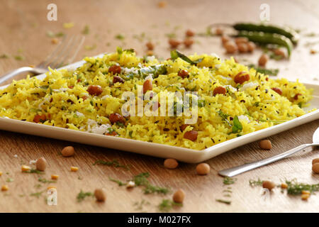 Lemon Reis ist eines der am meisten leicht, einfach und populären indischen Reisgericht. Stockfoto