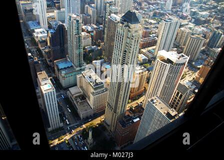 Chicago Downtown Blick von Signature Zimmer in Hancock Building Stockfoto