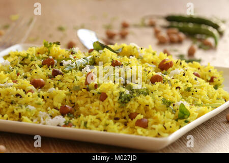 Lemon Reis ist eines der am meisten leicht, einfach und populären indischen Reisgericht. Stockfoto