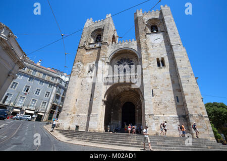 Lissabon, Portugal, 21. Juni 2016 - Santa Maria Maior (Se Kathedrale), die älteste Kirche in der Stadt Lissabon, Portugal Stockfoto