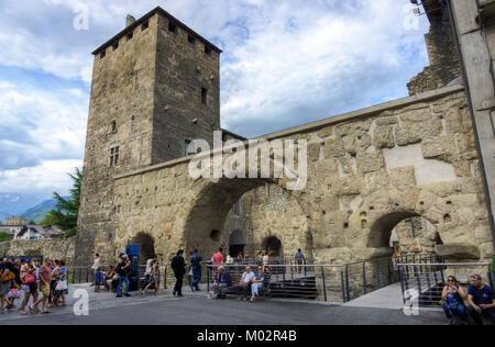 Italien, Aostatal, Aosta, Porta Pretoria Stockfoto