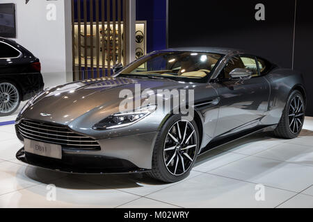 Brüssel - Jan 10, 2018: Aston Martin DB 11 Grand Tourer Coupé Auto auf dem Automobil-Salon in Brüssel vorgestellt. Stockfoto